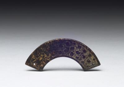 图片[2]-Jade heng arc-shaped pendant in archaistic style, Ming dynasty (1368-1644)-China Archive